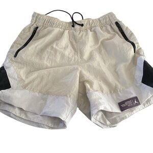 Nike Air Jordan Engineered Shorts Men’s Woven Sportswear SZ L